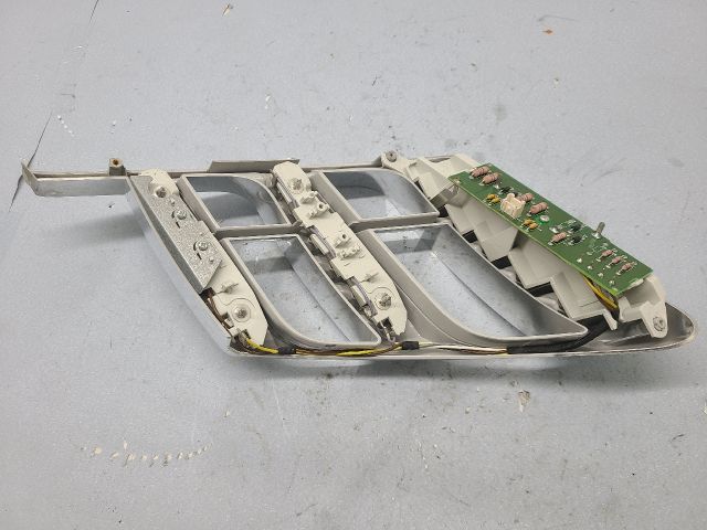 bontott PEUGEOT 508 Jobb Hátsó Lámpa Foglalat