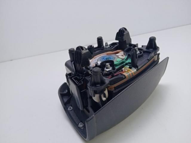 bontott PEUGEOT 508 Kormánylégzsák