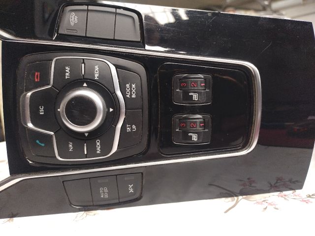 bontott PEUGEOT 508 Középkonzol Vezérlő Panel