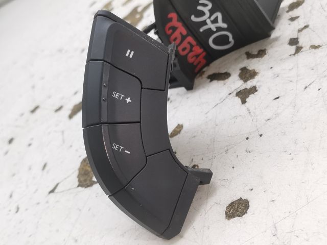 bontott PEUGEOT 508 Multikormány Kapcsoló Pár