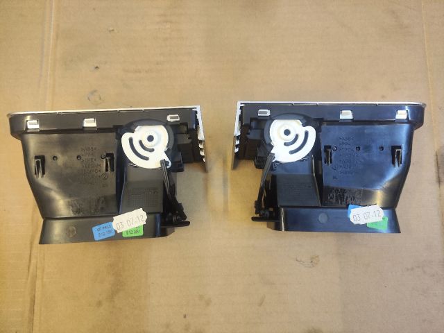 bontott PEUGEOT 508 Szellőző Szett