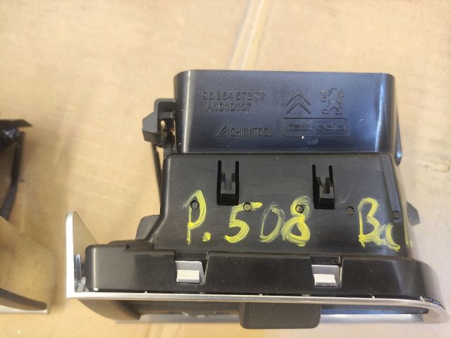 bontott PEUGEOT 508 Szellőző Szett