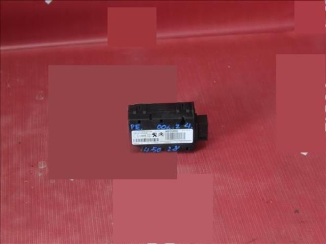 bontott PEUGEOT 508 TPMS Elektronika