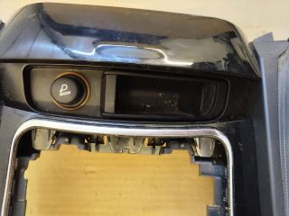 bontott PEUGEOT 508 Váltószoknya Rögzítő Keret