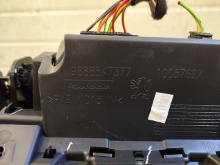 bontott PEUGEOT 508 Váltószoknya Rögzítő Keret