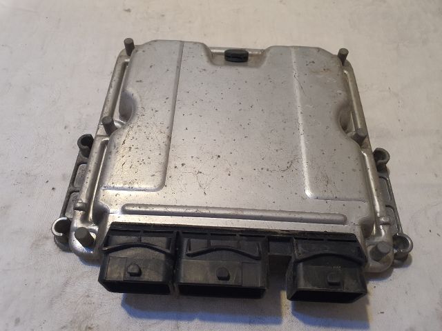 bontott PEUGEOT 607 Motorvezérlő