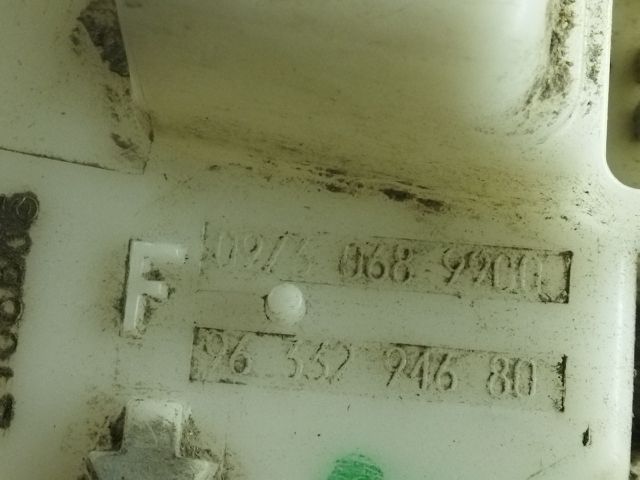 bontott PEUGEOT 607 Üzemanyag Szivattyú