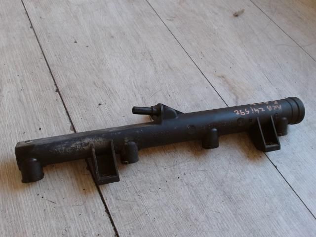 bontott PEUGEOT 607 Porlasztó Sor / Híd