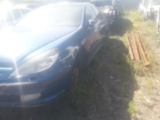 bontott PEUGEOT 607 Bal első Csonkállvány Kerékaggyal