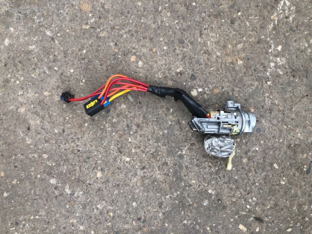 bontott PEUGEOT 607 Gyújtáskapcsoló