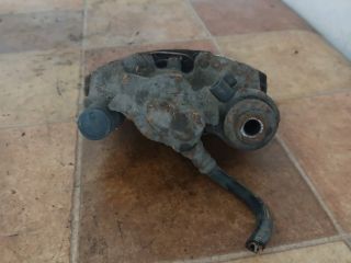 bontott PEUGEOT 607 Jobb első Féknyereg Munkahengerrel