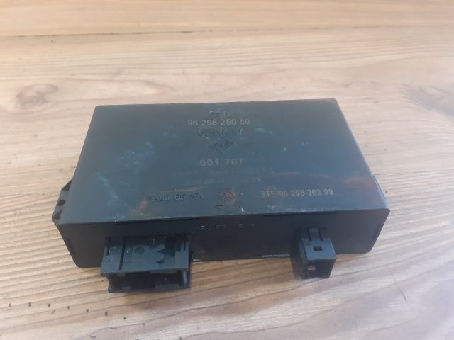 bontott PEUGEOT 607 Komfort Elektronika