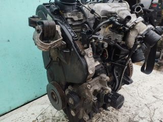 bontott PEUGEOT 607 Motor (Fűzött blokk hengerfejjel)