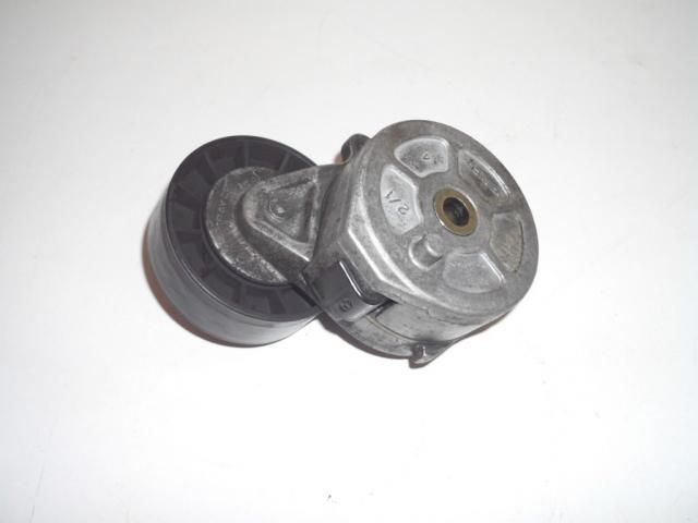 bontott PEUGEOT 607 Szíjfeszítő Görgő