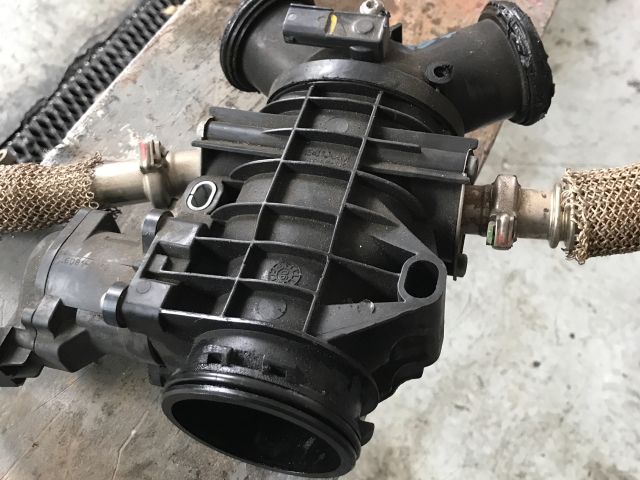 bontott PEUGEOT 607 Fojtószelep (Elektromos)