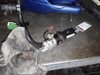 bontott PEUGEOT 607 Gyújtáskapcsoló Házzal