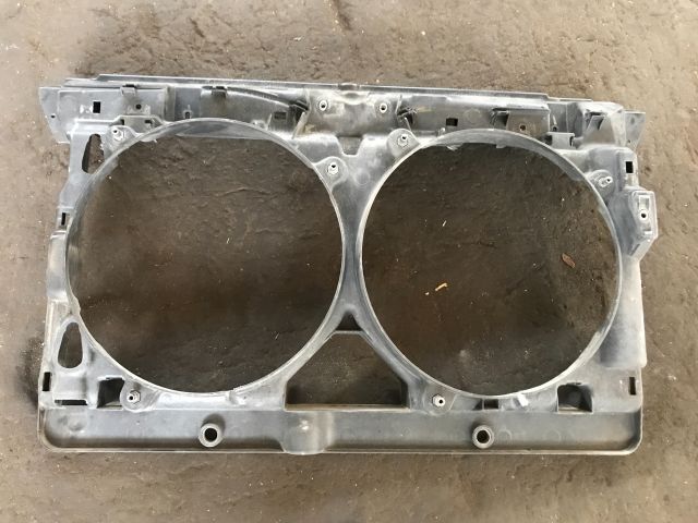 bontott PEUGEOT 607 Hűtőventilátor Keret