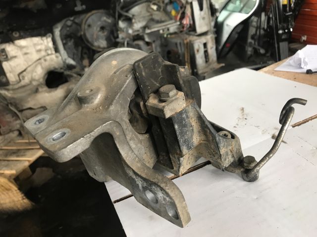 bontott PEUGEOT 607 Váltó Tartó Bak (Pozíciófüggetlen)