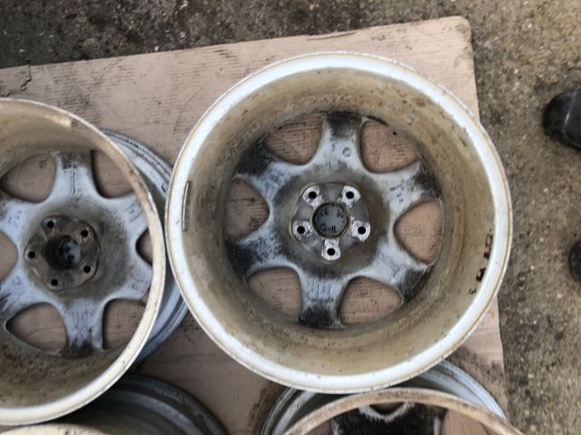 bontott PEUGEOT 607 Alufelni Szett