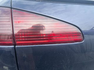 bontott PEUGEOT 607 Bal Belső Hátsó Lámpa