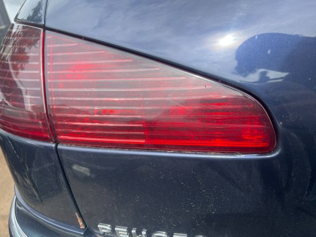 bontott PEUGEOT 607 Bal Belső Hátsó Lámpa