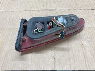 bontott PEUGEOT 607 Bal Belső Hátsó Lámpa