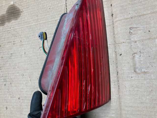 bontott PEUGEOT 607 Bal Belső Hátsó Lámpa