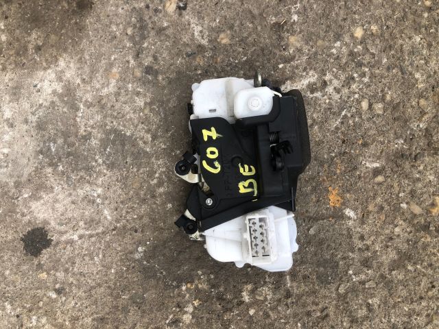 bontott PEUGEOT 607 Bal első Ajtózár