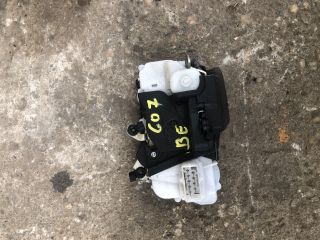 bontott PEUGEOT 607 Bal első Ajtózár