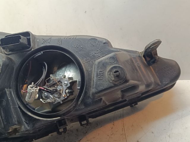 bontott PEUGEOT 607 Bal Fényszóró