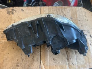 bontott PEUGEOT 607 Bal Fényszóró