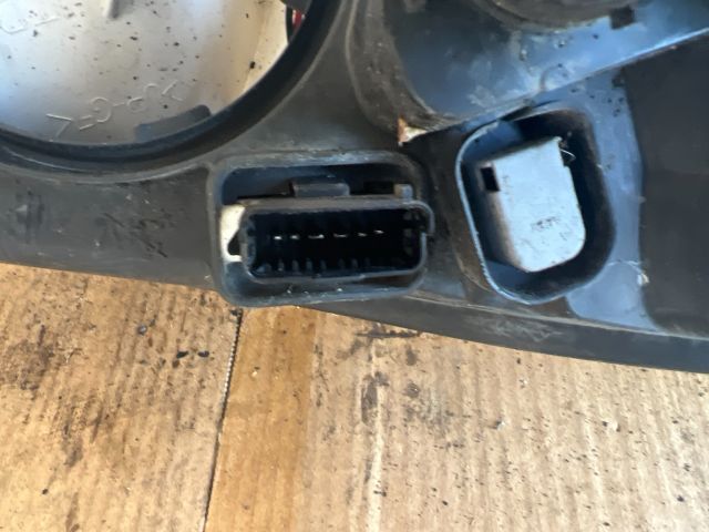 bontott PEUGEOT 607 Bal Fényszóró