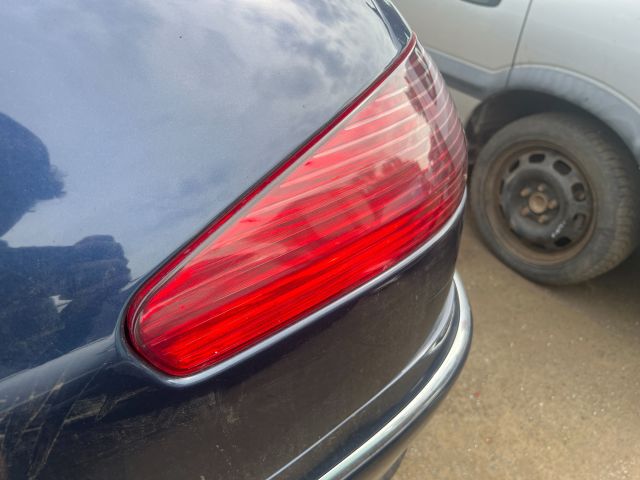 bontott PEUGEOT 607 Bal Hátsó Lámpa