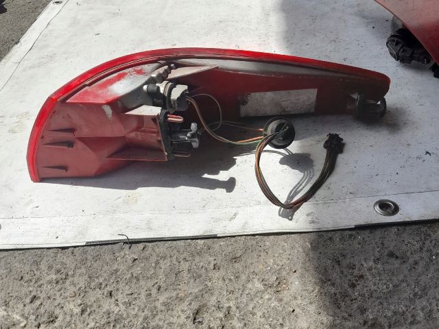 bontott PEUGEOT 607 Bal Hátsó Lámpa