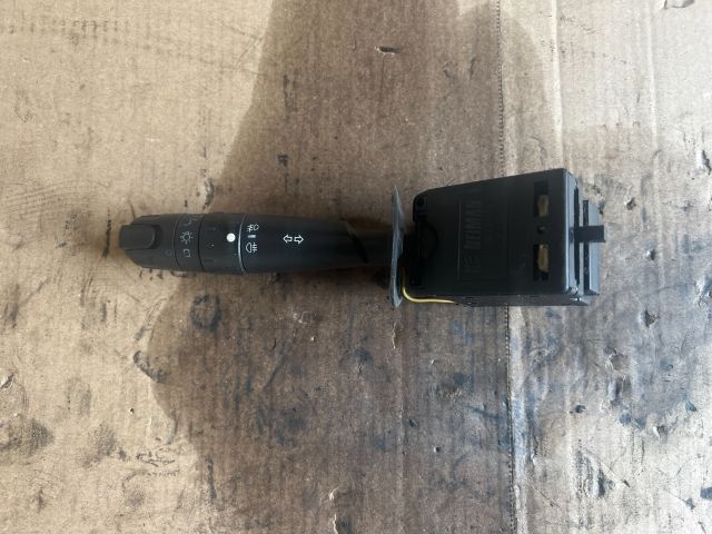 bontott PEUGEOT 607 Bal Kormánykapcsoló Irányjelző