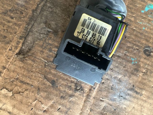 bontott PEUGEOT 607 Bal Kormánykapcsoló Irányjelző