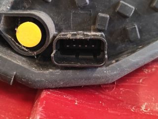 bontott PEUGEOT 607 Bal Külső Hátsó Lámpa