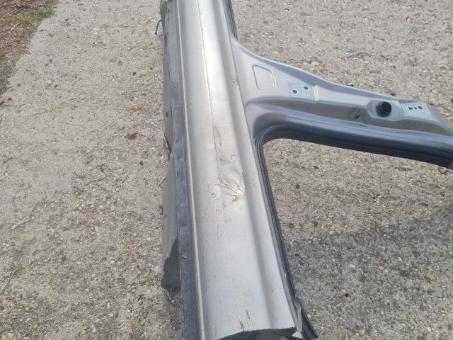 bontott PEUGEOT 607 Bal Küszöb