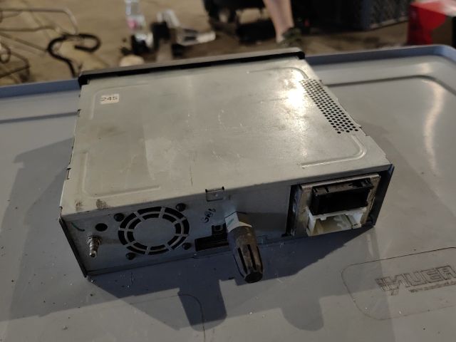 bontott PEUGEOT 607 CD / DVD Tár