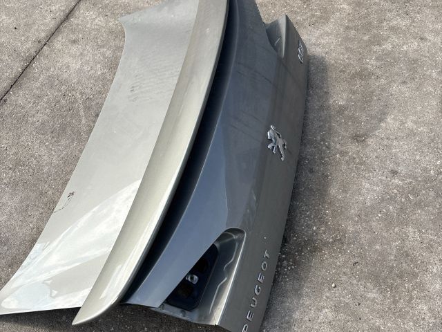 bontott PEUGEOT 607 Csomagtérajtó (Üres lemez)