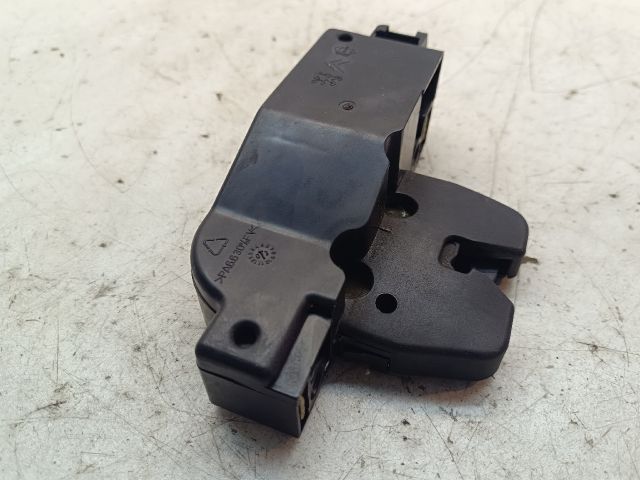 bontott PEUGEOT 607 Csomagtérajtó Zárszerkezet