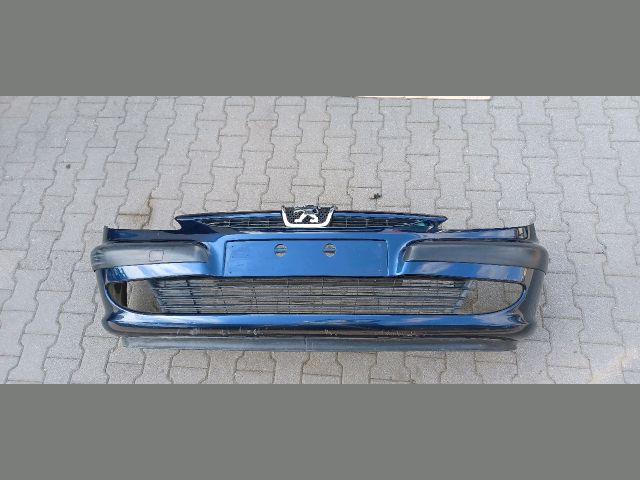 bontott PEUGEOT 607 Első Lökhárító (Részeivel)