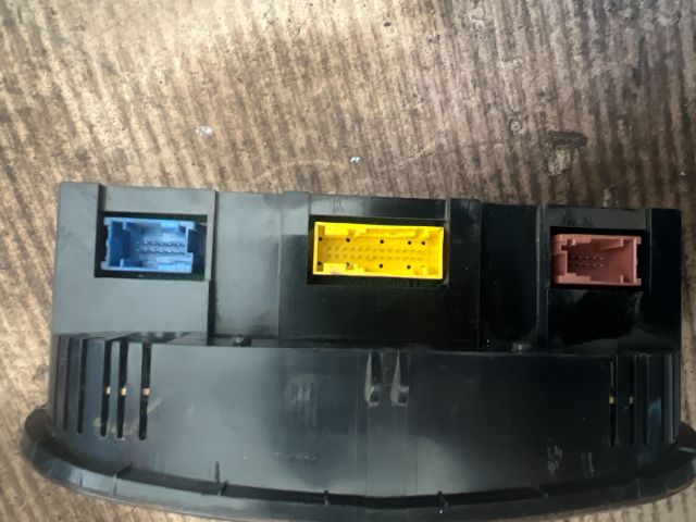 bontott PEUGEOT 607 Fűtéskapcsoló (digit klímás)