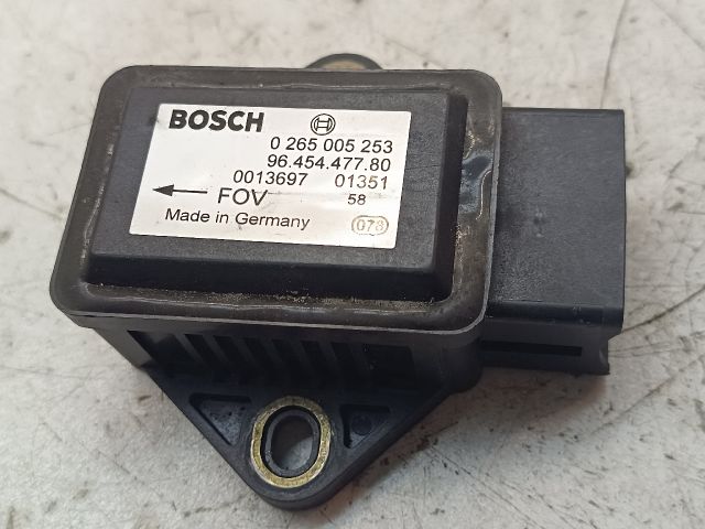 bontott PEUGEOT 607 Gyorsulás Jeladó