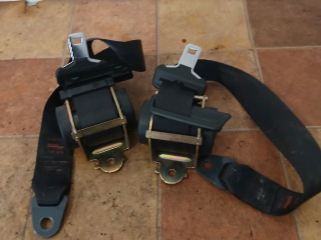 bontott PEUGEOT 607 Hátsó Biztonsági Öv Szett