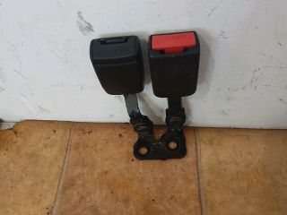 bontott PEUGEOT 607 Hátsó középső Biztonsági Öv Csat