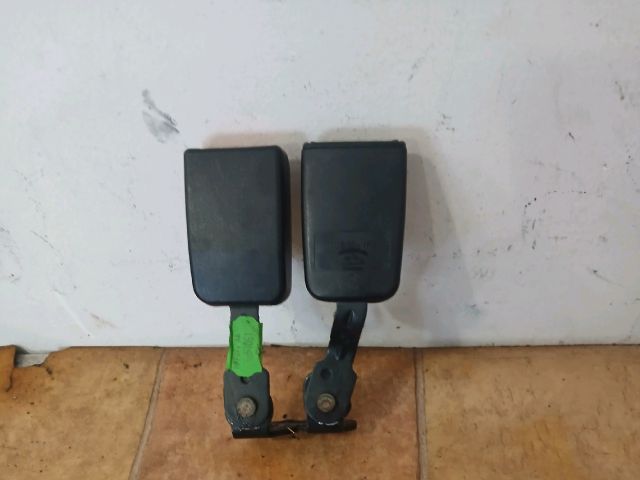 bontott PEUGEOT 607 Hátsó középső Biztonsági Öv Csat