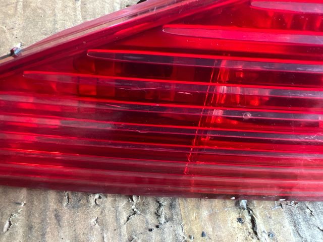 bontott PEUGEOT 607 Jobb Belső Hátsó Lámpa