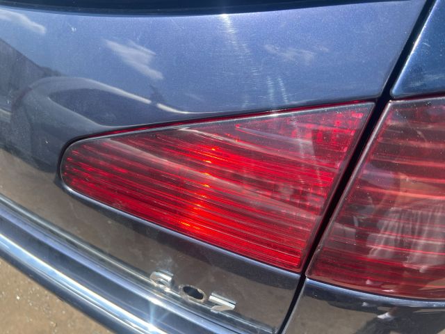 bontott PEUGEOT 607 Jobb Belső Hátsó Lámpa