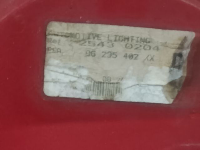 bontott PEUGEOT 607 Jobb Belső Hátsó Lámpa